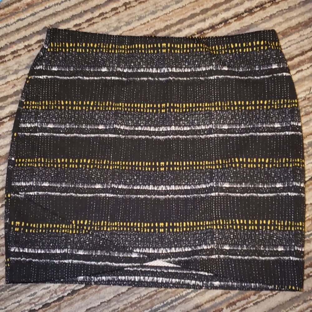 ❤ H&M Skirt